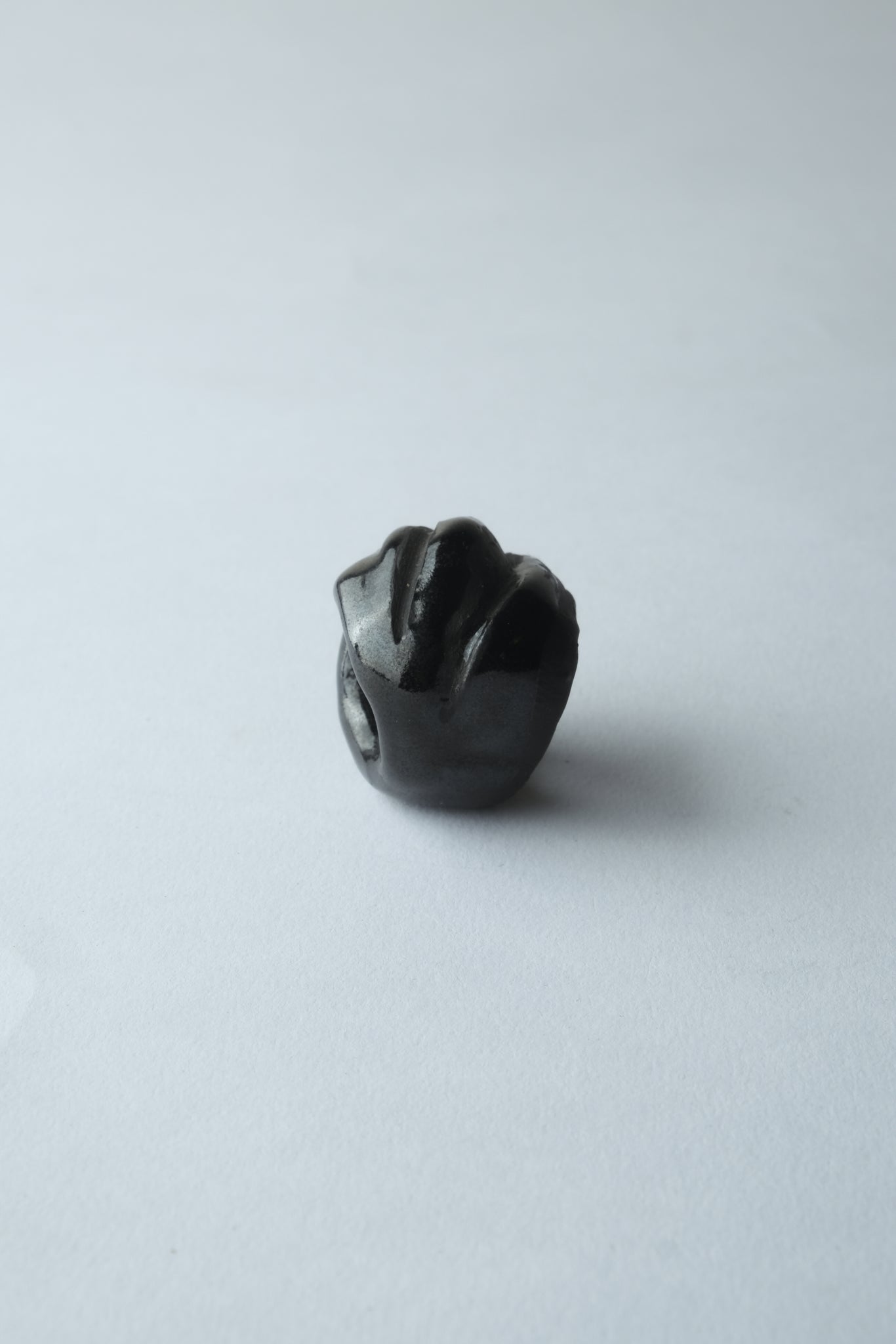 1/1 – Glazed Black Ceramic Cycles Ring