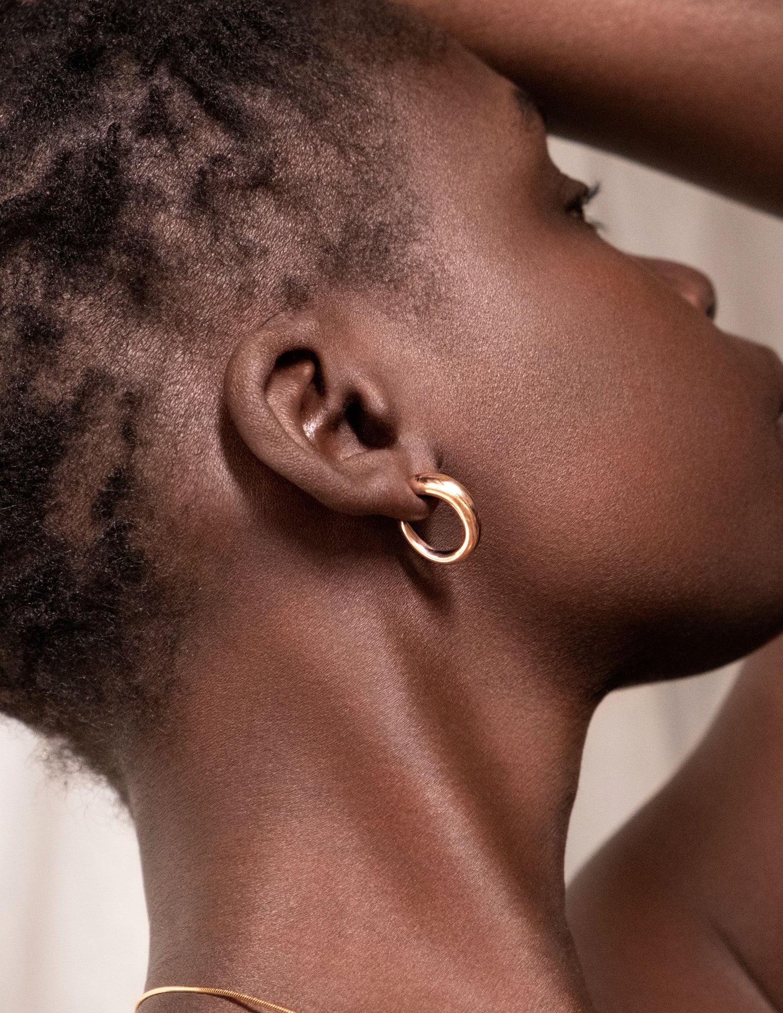 Tiny Khartoum Hoops Nude in Polished Rose Gold Vermeil
